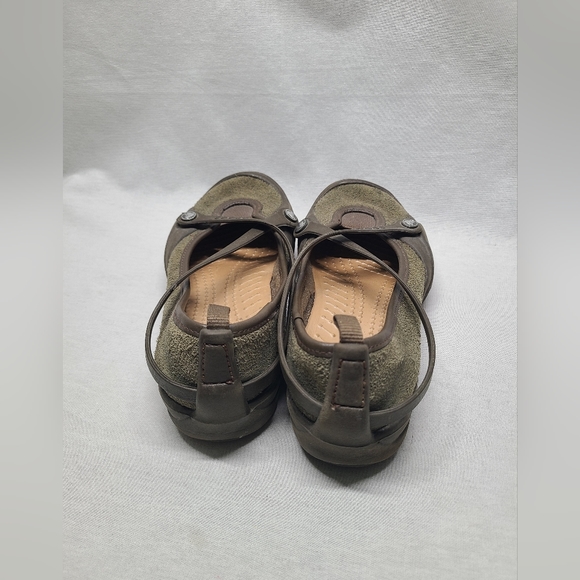 Crocs Celeste Mary Jane Brown Criss Cross Strap Slip on Shoes Womens Size 6 - Picture 5 of 6